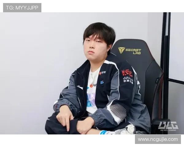 探索英雄联盟世界观与职业赛场发展趋势及玩家生态深度解析全貌展 探索英雄联盟世界观与职业赛场发展趋势及玩家生态深度解析全貌展